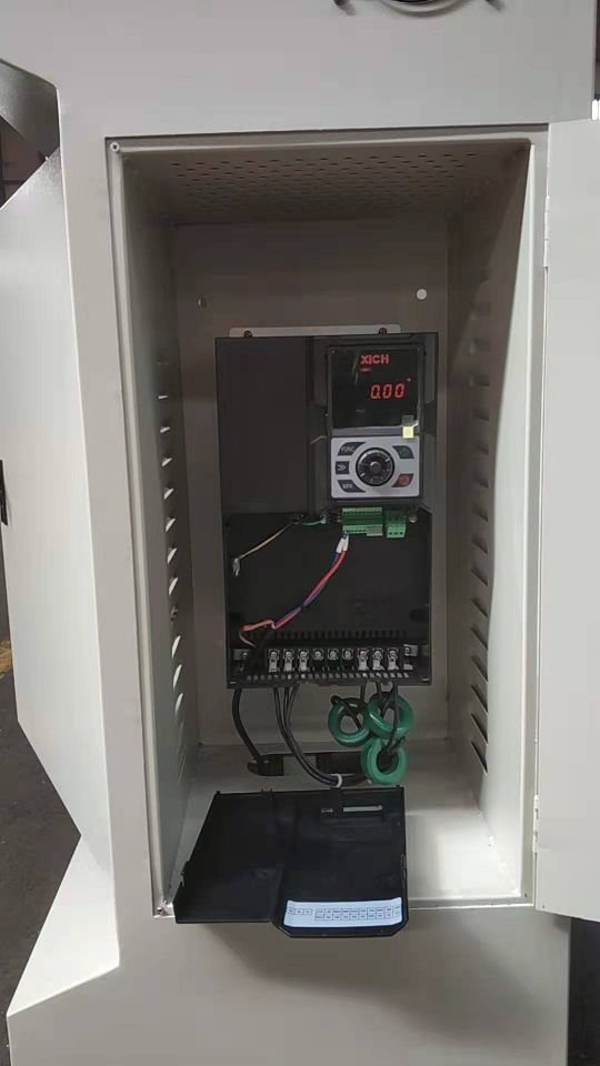 XFC550在制磚機械上應(yīng)用(圖2) XFC550在制磚機械上應(yīng)用(圖2)