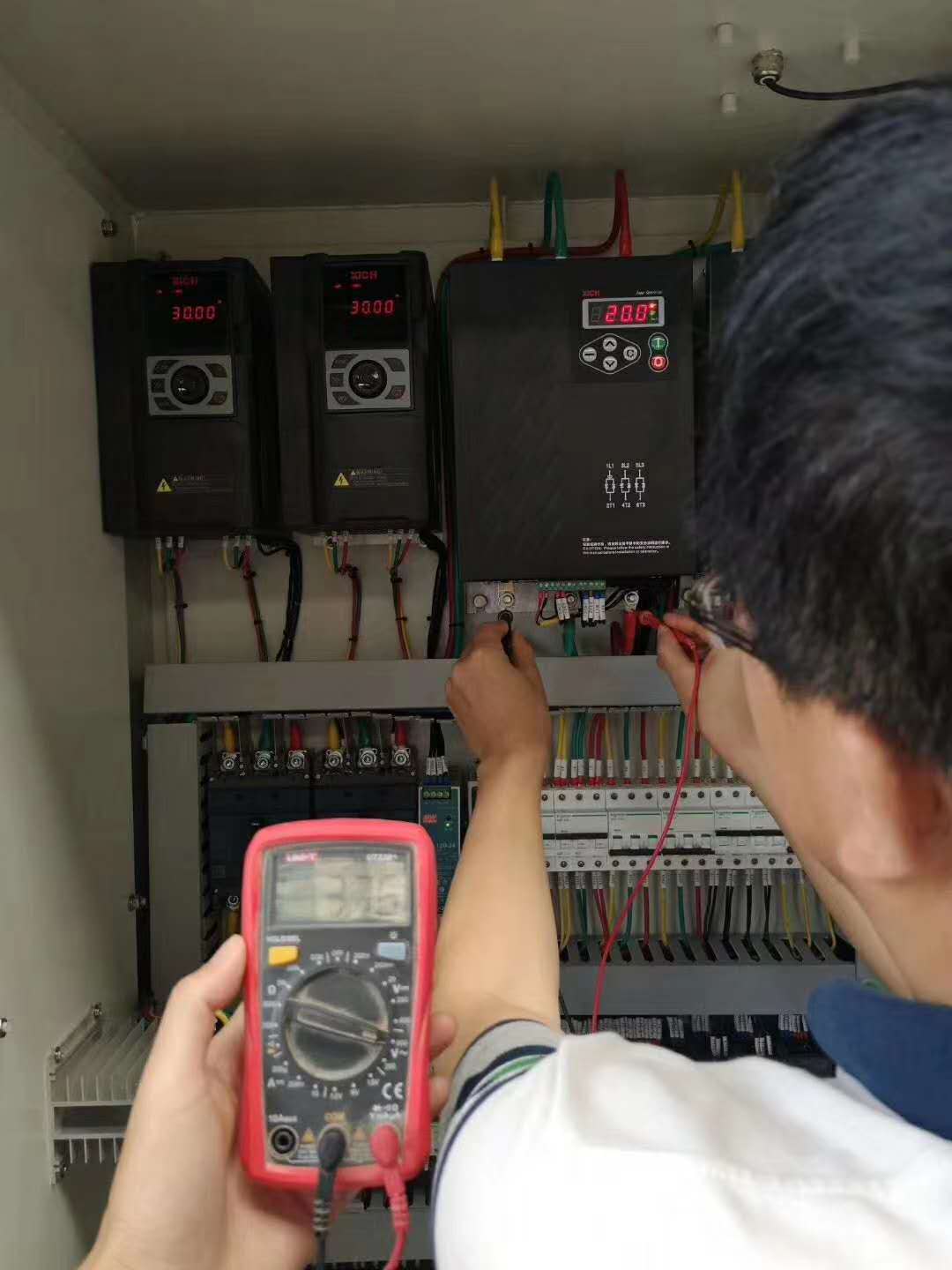 化工行業(yè)—調功器、變頻器(圖2)