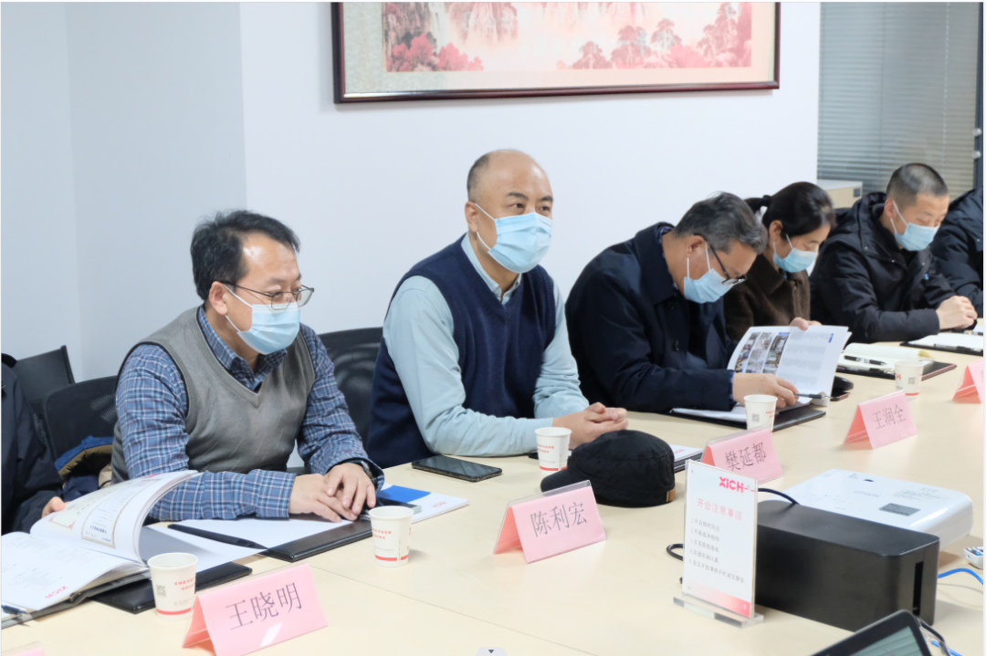 陜西省總商會(huì)副會(huì)長(zhǎng)、西安華歐精密機(jī)械有限公司董事長(zhǎng)樊延都一行來(lái)西馳參觀交流(圖2)